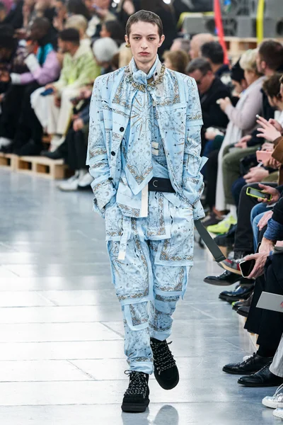 Look 20
